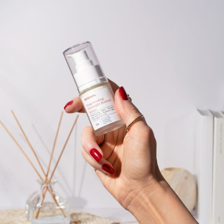 SKINLOVERS Jauninantis Ir Regeneruojantis Serumas Su Retinoliu | Stiliauskodas.lt